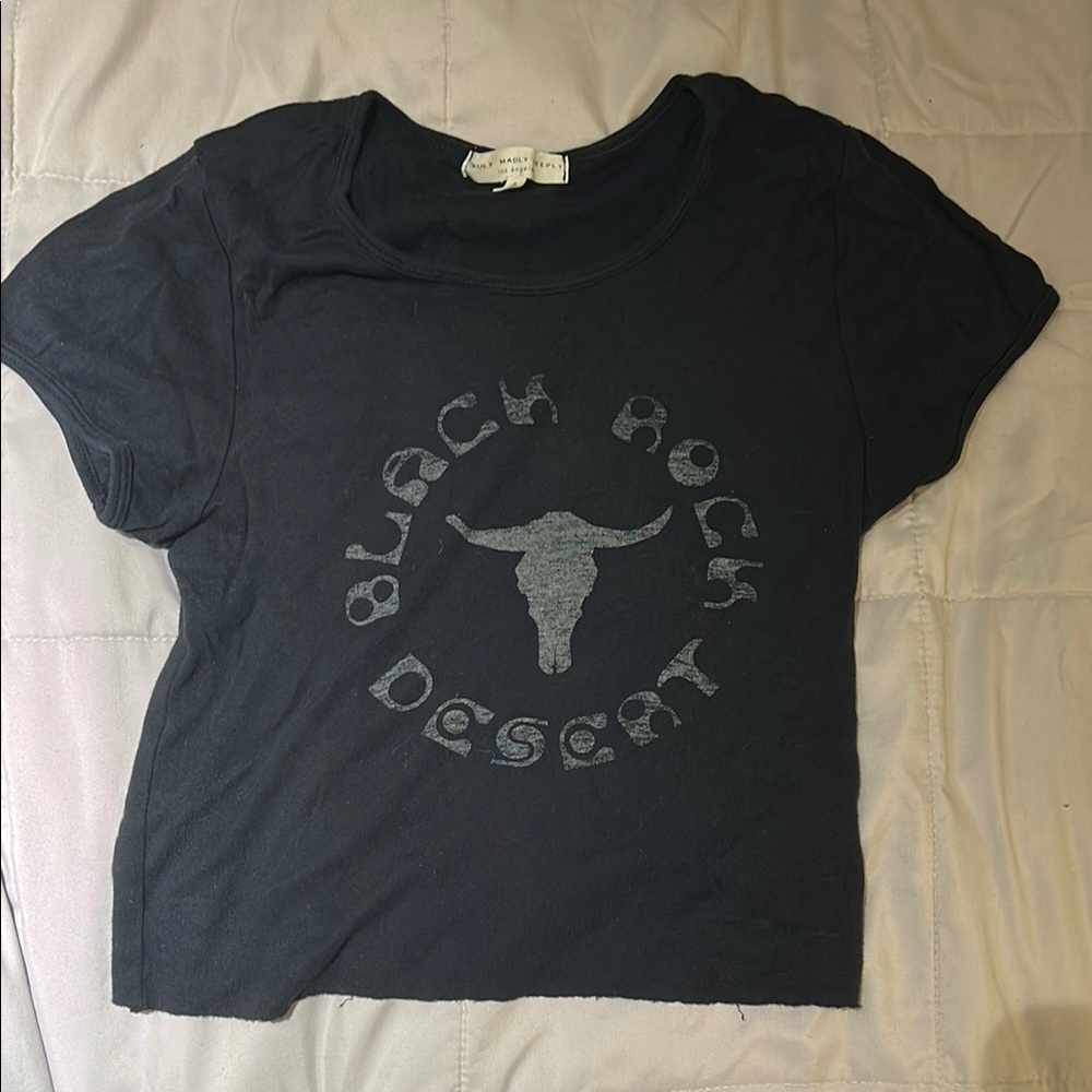 Urban Outfitters Black Graphic Crop Tee